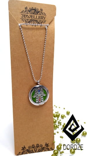 1. Naszyjnik Aromaterapeutyczny Hamsa Czakry (1).jpg