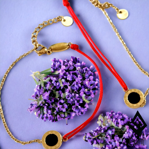 1. Czerwona bransoletka ochronna złoto-czarna (1).png